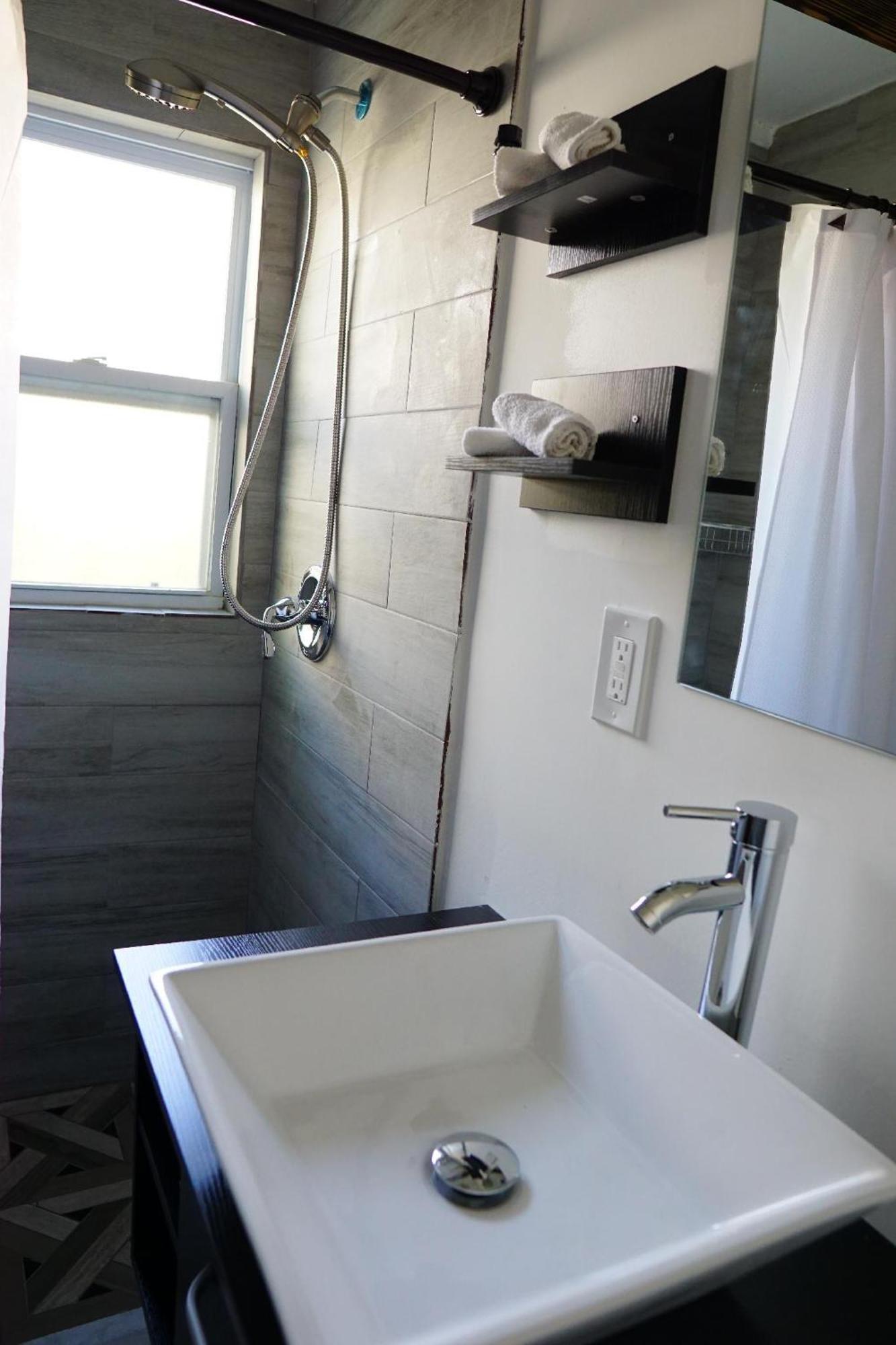 Mi Casa Es Tu Casa, Airport Suites Tampa Kültér fotó