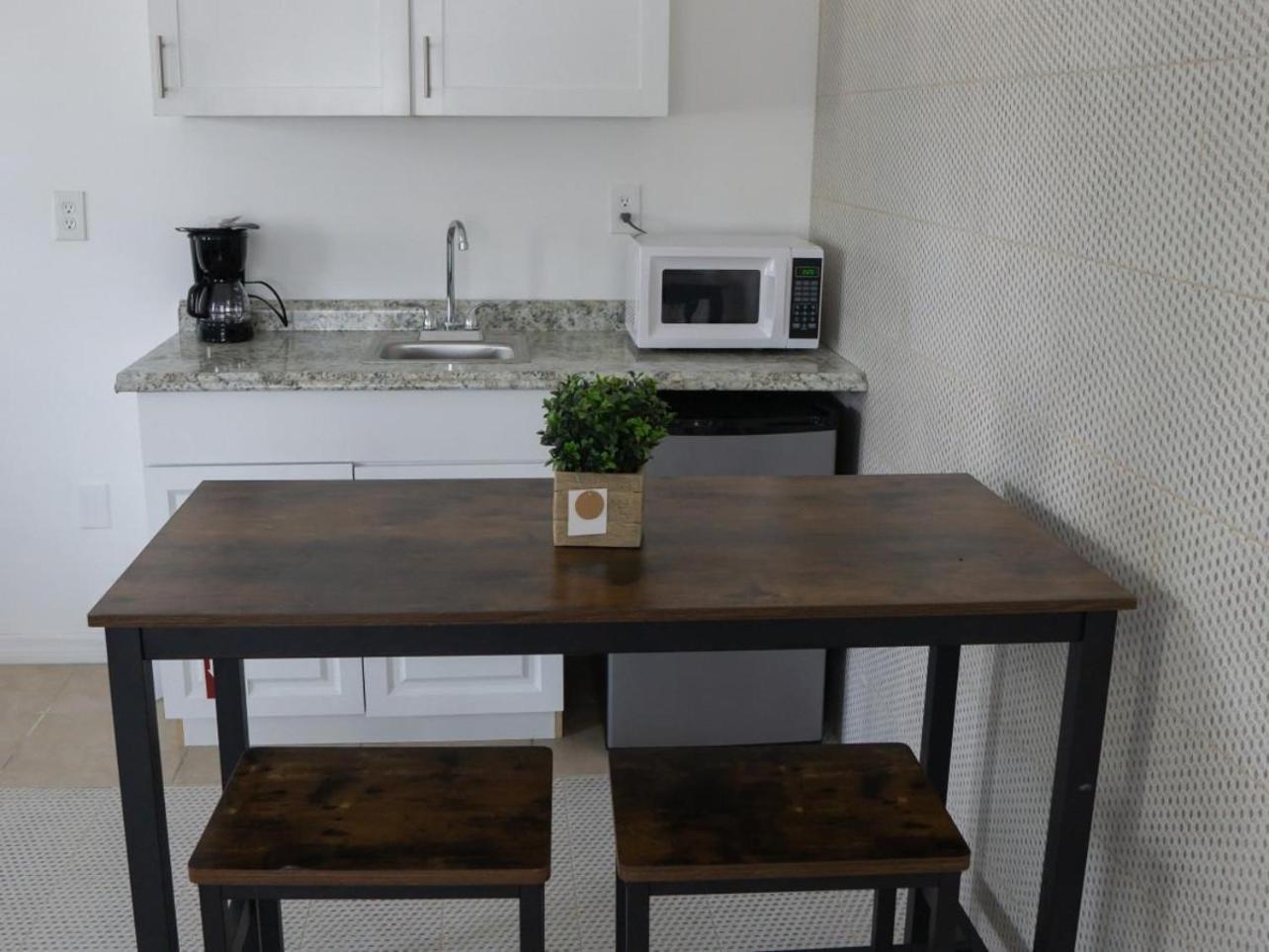 Mi Casa Es Tu Casa, Airport Suites Tampa Kültér fotó